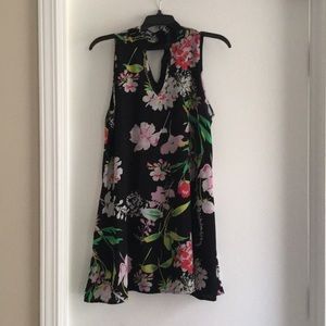 Sleeveless floral mini dress